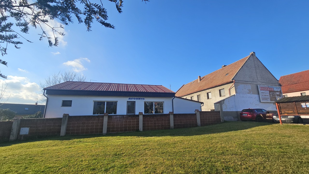 Rodinný dům se zahradou a autodílnou v obci Polepy, okres Litoměřice    7.950.000,-Kč